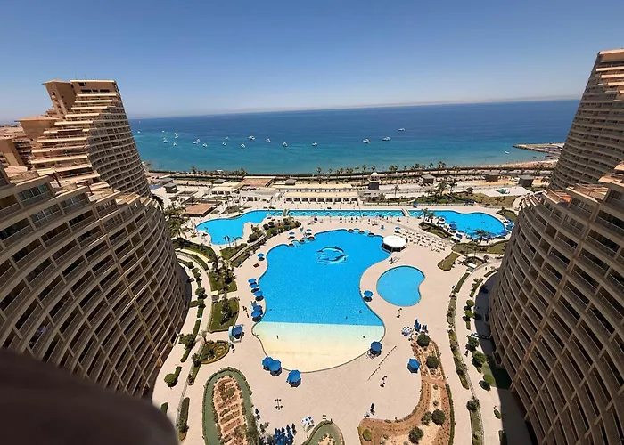 Apartment العين السخنه